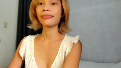 fuckingsexy143 online show from July 12, 2:46 am
