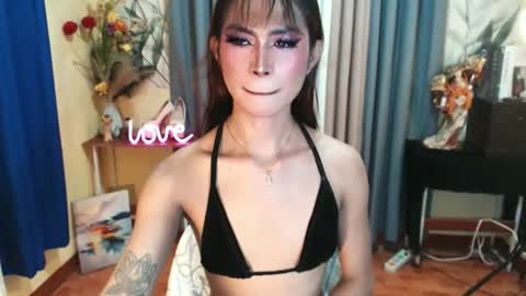 ANGELICA FOX online show from June 8, 10:15 am