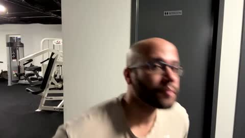 Muscle Bear Jock in Training online show from December 27, 10:45 am