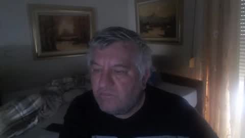 fukingcrazy online show from May 6, 7:57 am