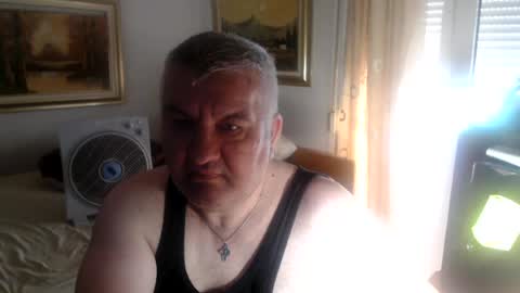 fukingcrazy online show from June 13, 10:13 am
