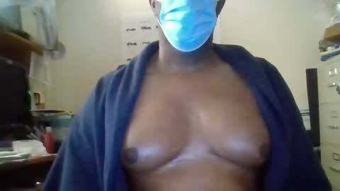 Snapshot of fullsize63 chatting on February 9, 7:52 pm fullsize63 online show from February 9, 7:52 pm