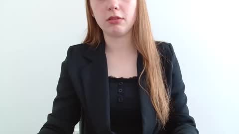 Emma online show from June 4, 8:09 am