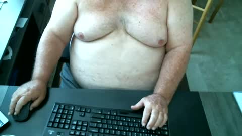 funlovinchub online show from June 18, 6:34 pm