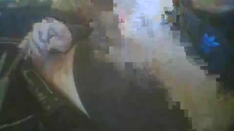 Snapshot of funthum19 chatting on January 11, 9:47 am funthum19 online show from January 11, 9:47 am