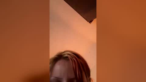 g0thicbaby online show from July 14, 8:25 pm