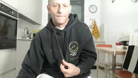 g103031910303 online show from March 6, 9:55 pm