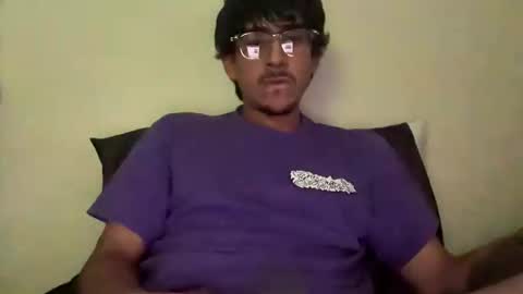 g981842 online show from April 4, 12:31 am