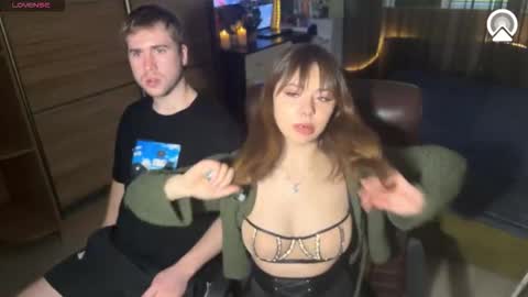 gaba_hard_ online show from December 21, 12:01 pm