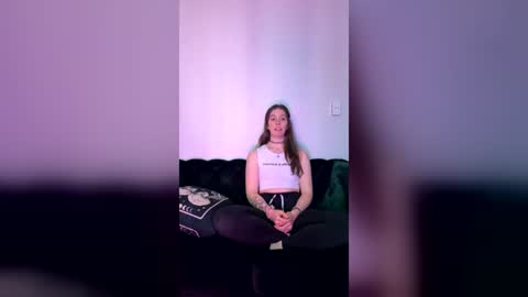 Snapshot of gabbivtate chatting on July 21, 2:14 am Gabbi Von Tate online show from July 21, 2:14 am