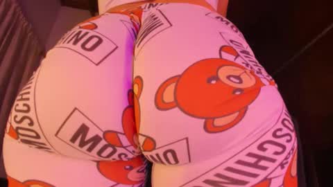 Snapshot of gabby_haze chatting on February 2, 12:20 am G A B R I E L A online show from February 2, 12:20 am