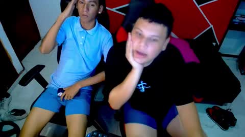 gabi_grr online show from March 12, 9:43 pm