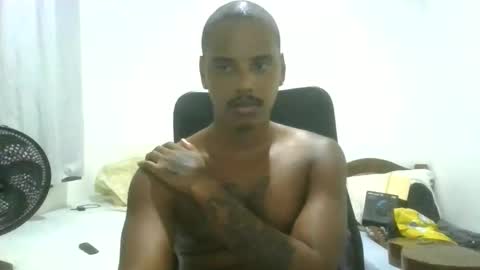 Snapshot of gabinogivxfck chatting on May 20, 10:27 pm gabinogivxfck online show from May 20, 10:27 pm