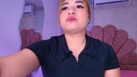 gabriela online show from April 12, 7:19 pm