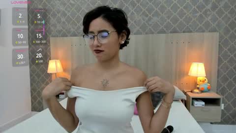 Gabriela Vargas online show from April 26, 8:06 pm