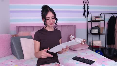 Snapshot of gabriella_bg chatting on February 8, 8:20 am Gaby online show from February 8, 8:20 am