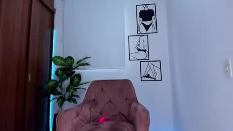    online show from February 17, 9:08 pm