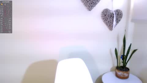 Snapshot of gaby_saikozz chatting on July 4, 8:59 pm My name is Gabriela.. nice to meet you thumbs up please its very important to me online show from July 4, 8:59 pm