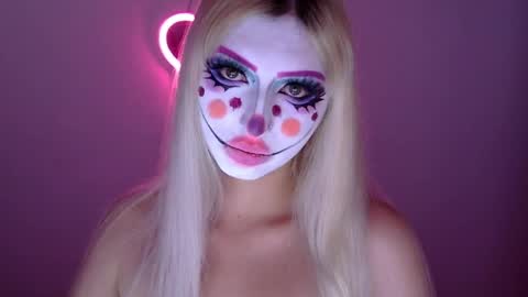 gabygumms online show from April 8, 3:34 pm