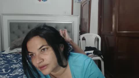 gabysot online show from April 5, 5:32 pm