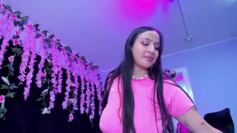 Snapshot of gabyy_cooper chatting on May 28, 2:31 am gabby cooper online show from May 28, 2:31 am