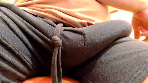 Snapshot of gae89tano chatting on June 18, 9:14 am gae89tano online show from June 18, 9:14 am