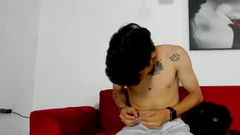 gael_twink_boy online show from May 15, 11:34 pm