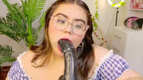 Gaia online show from April 15, 9:15 pm