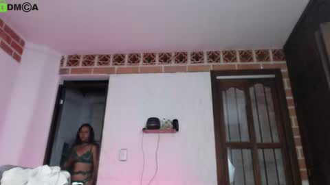 Snapshot of gaia_333 chatting on June 10, 9:14 pm Lenna 3 online show from June 10, 9:14 pm