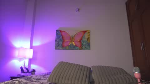 Snapshot of gala_monroe chatting on June 26, 11:03 am gala_monroe online show from June 26, 11:03 am