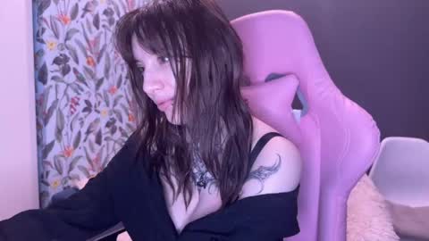 Snapshot of gamachu_ulfinaa chatting on May 4, 12:06 am GaamachuuUlfinaa online show from May 4, 12:06 am