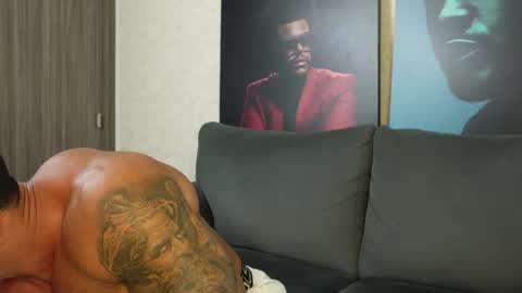 Garret online show from November 26, 6:53 pm