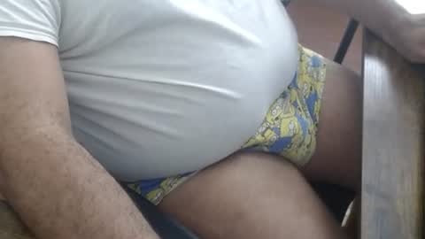 Snapshot of gato27cam chatting on June 27, 12:33 pm Marco online show from June 27, 12:33 pm