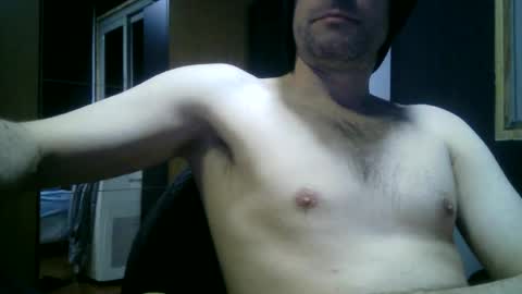 Snapshot of gauchors21 chatting on July 21, 2:47 am gauchors21 online show from July 21, 2:47 am