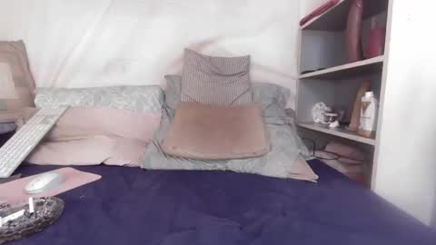 gayrobbin online show from June 3, 7:41 pm
