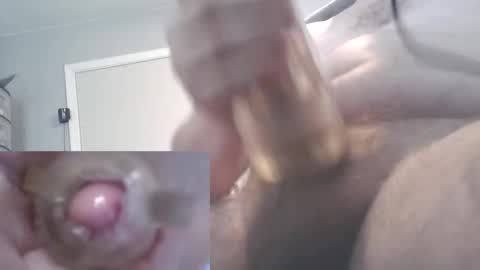 Snapshot of geeky___dick chatting on March 4, 4:20 pm Geekydick online show from March 4, 4:20 pm