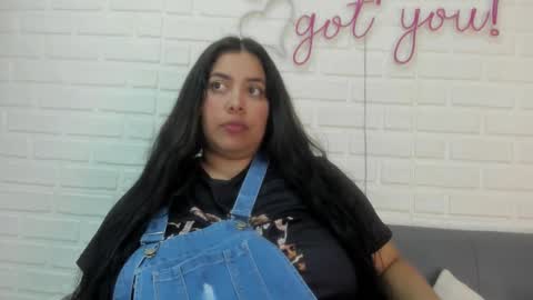 geminis muentes online show from November 23, 7:35 pm