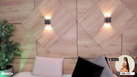 Snapshot of gemmacarter_ chatting on February 8, 11:02 pm online show from February 8, 11:02 pm