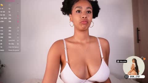 Snapshot of gemmacarter_ chatting on September 12, 5:35 pm online show from September 12, 5:35 pm