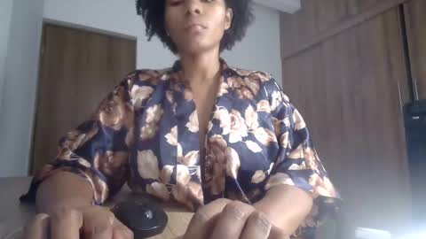 Snapshot of genesis95_ chatting on March 23, 12:20 pm genesis95_ online show from March 23, 12:20 pm