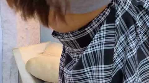 genesis_b_ online show from March 19, 8:35 pm