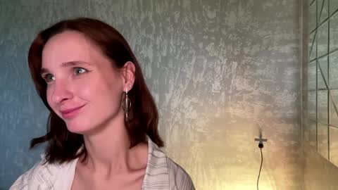 Riana online show from May 17, 5:38 am