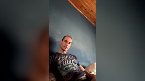 Snapshot of genraro69 chatting on April 9, 12:43 pm Genaro online show from April 9, 12:43 pm