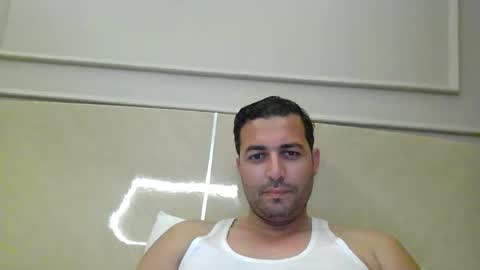 Snapshot of genteldevil chatting on November 25, 5:57 pm genteldevil online show from November 25, 5:57 pm