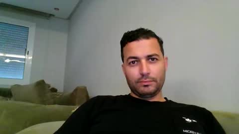 Snapshot of genteldevil chatting on February 4, 3:40 pm genteldevil online show from February 4, 3:40 pm