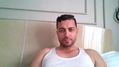 Snapshot of genteldevil chatting on March 21, 2:20 pm genteldevil online show from March 21, 2:20 pm