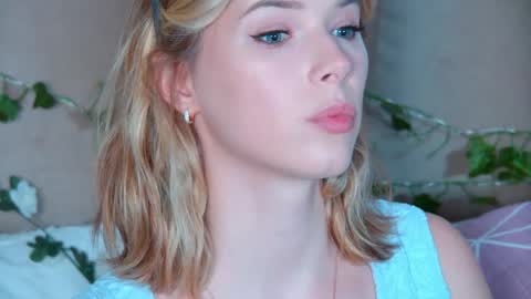 GentleRossi online show from June 6, 2:11 pm