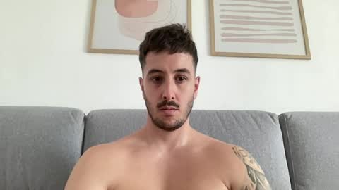georgebutton87 online show from July 13, 8:39 am