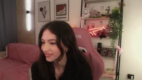 Snapshot of georgiamorandi chatting on June 10, 9:19 am georgiamorandi online show from June 10, 9:19 am