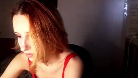 Ellie online show from June 20, 3:26 pm